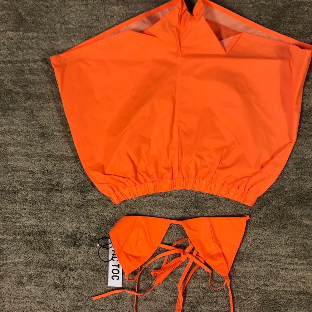 Reflective 2 piece